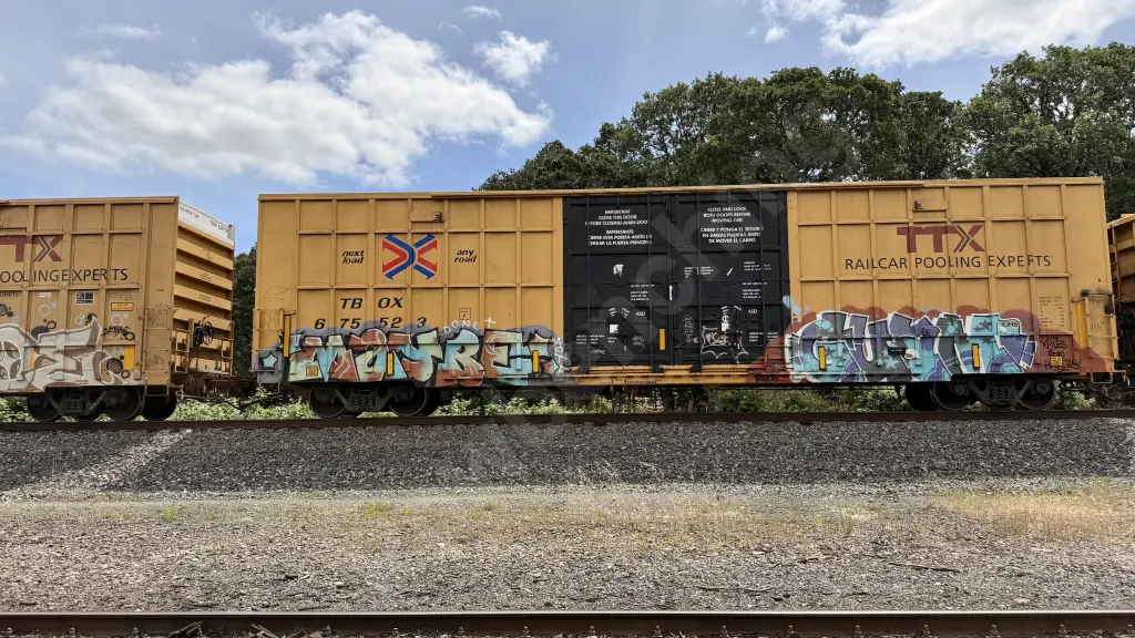 TBOX675523 - NORTH-AMERICA