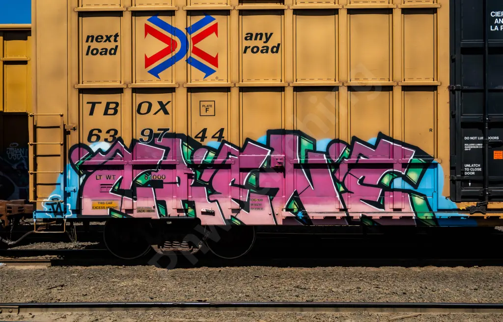 TBOX639744 - NORTH-AMERICA