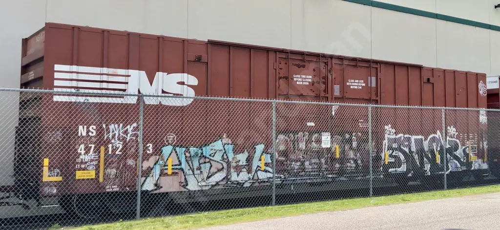 NS471213 - NORTH-AMERICA