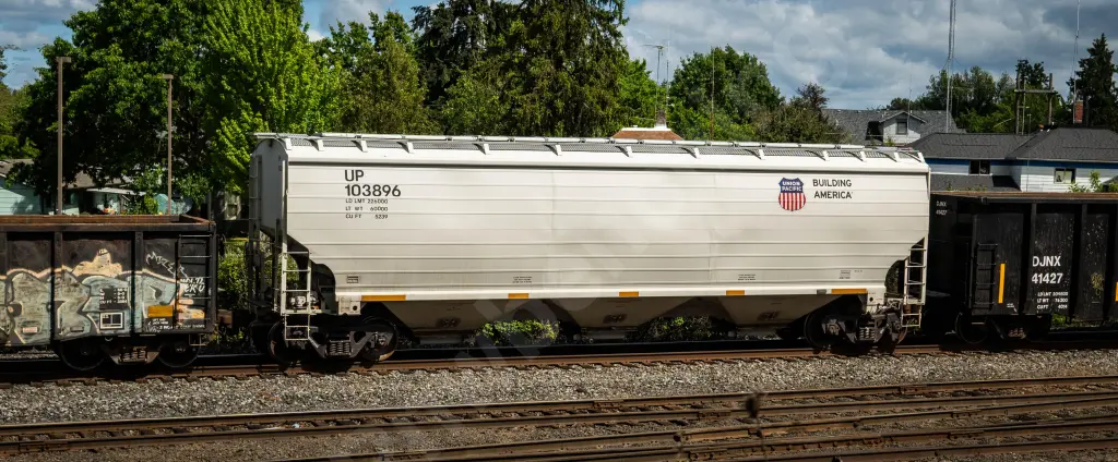 UP103896 - NORTH-AMERICA