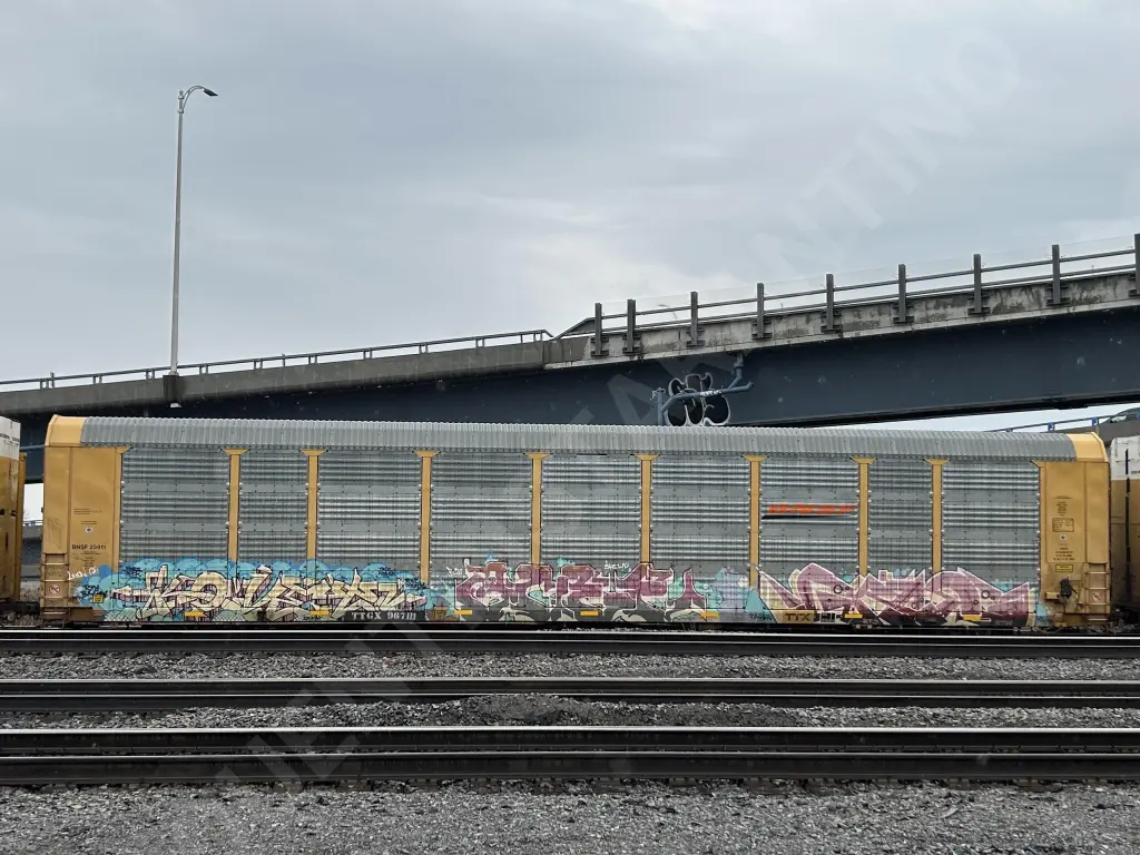 TTGX967111 - NORTH-AMERICA