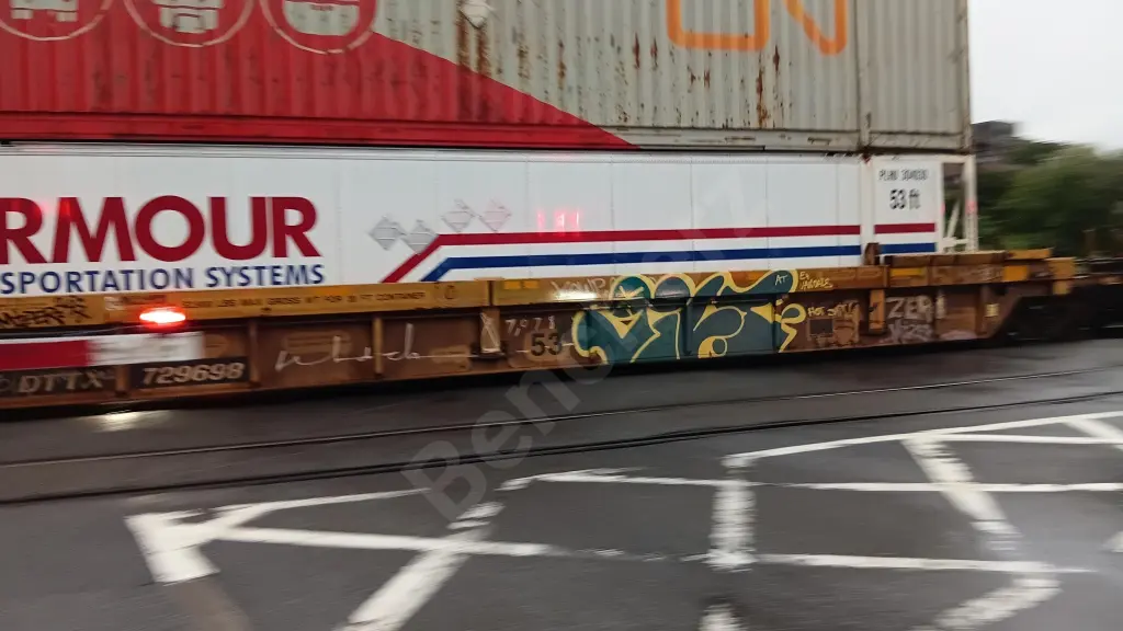 DTTX729698 - CANADA
