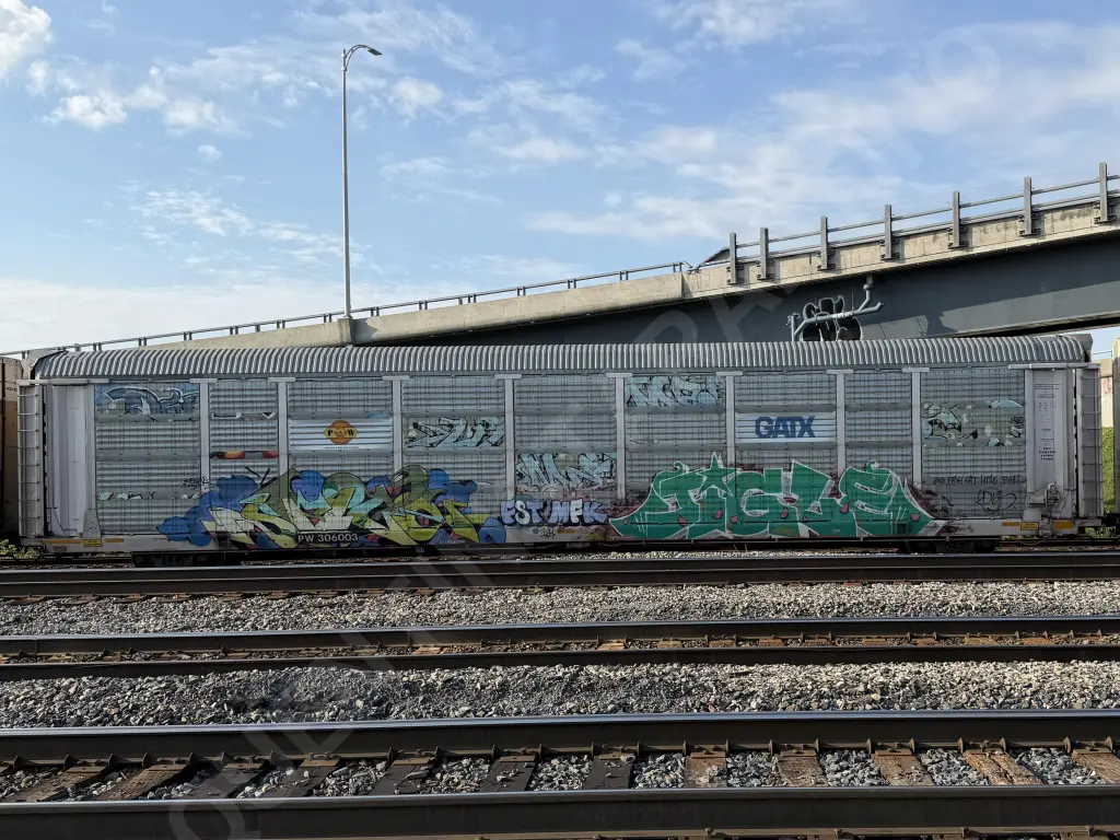 PW306003 - NORTH-AMERICA