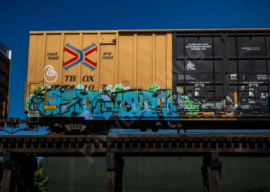 TBOX671107 - NORTH-AMERICA
