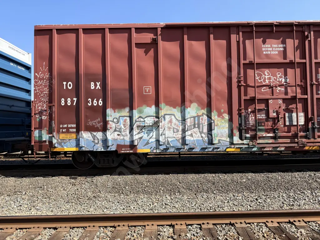 TOBX887366 - NORTH-AMERICA