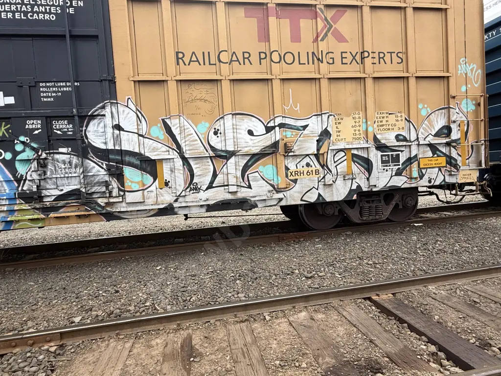 TBOX673522 - NORTH-AMERICA