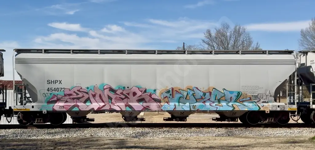 SHPX454072 - NORTH-AMERICA