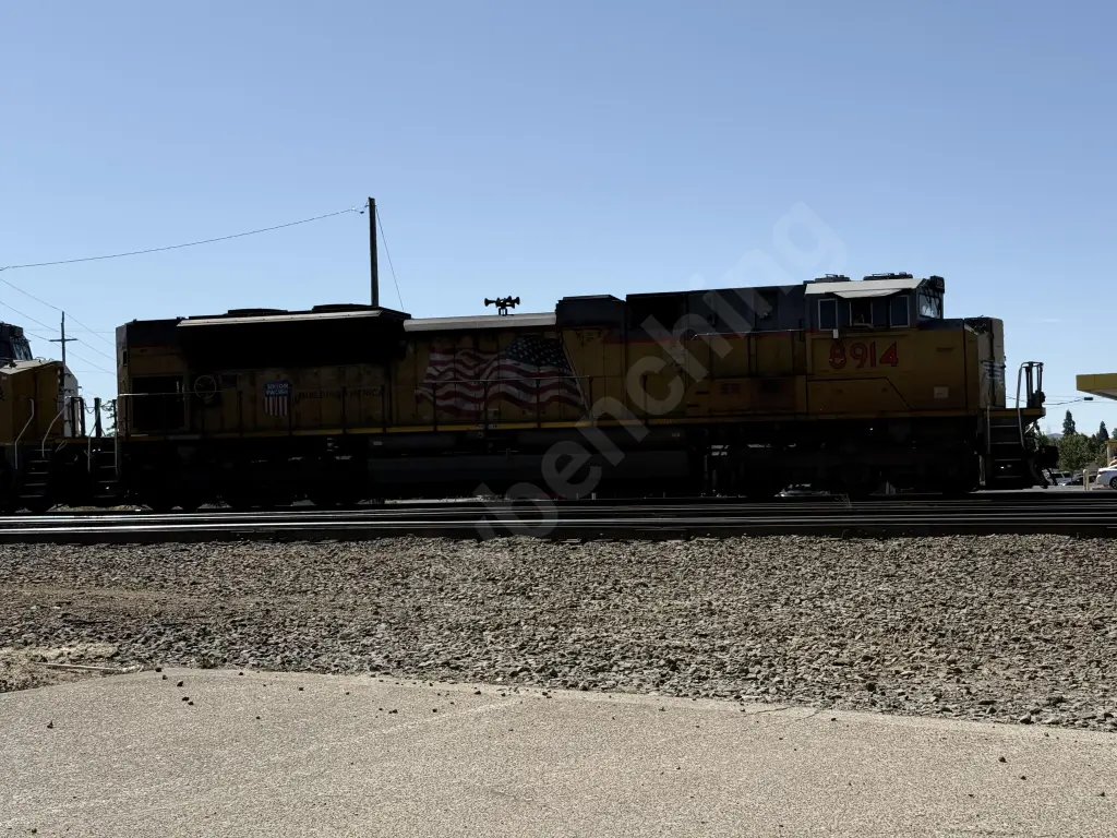 UP8914 - NORTH-AMERICA