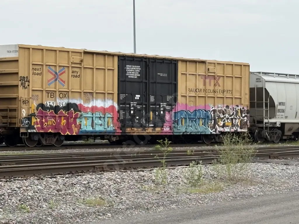 TBOX672350 - NORTH-AMERICA