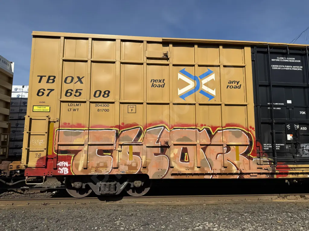 TBOX676508 - NORTH-AMERICA
