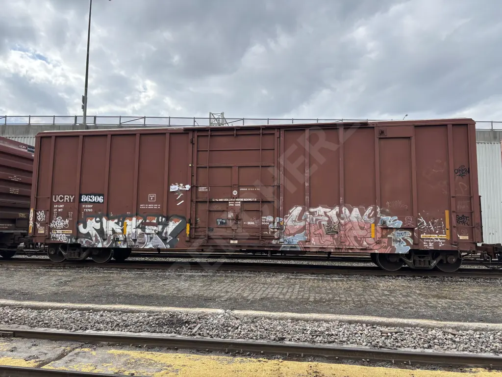 UCRY86306 - NORTH-AMERICA