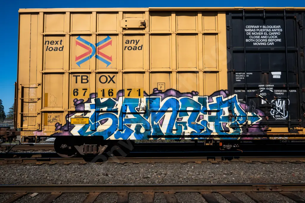 TBOX671671 - NORTH-AMERICA