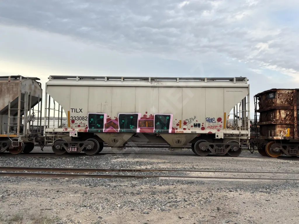 TILX333082 - NORTH-AMERICA