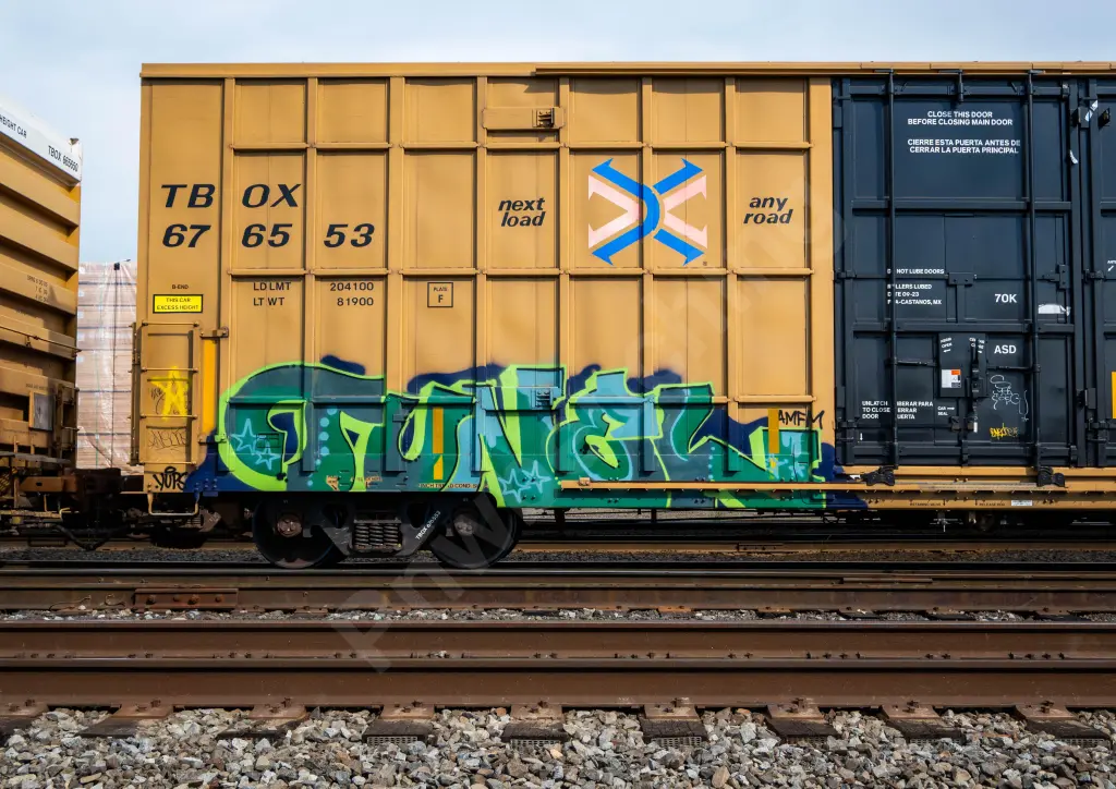 TBOX676553 - NORTH-AMERICA