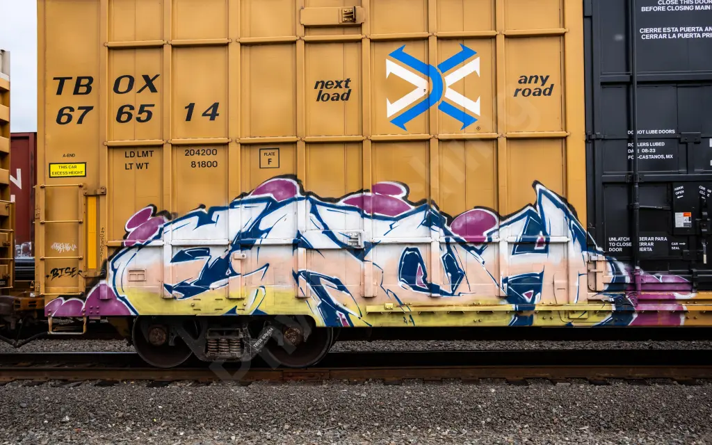 TBOX676514 - NORTH-AMERICA