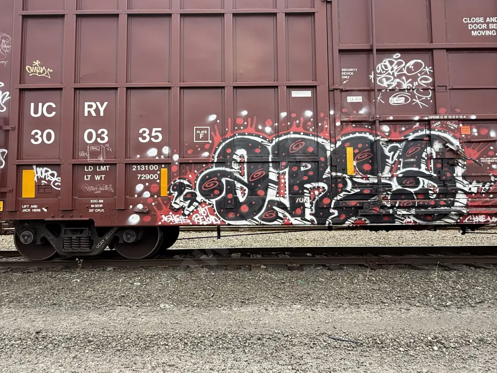 UCRY300335 - NORTH-AMERICA