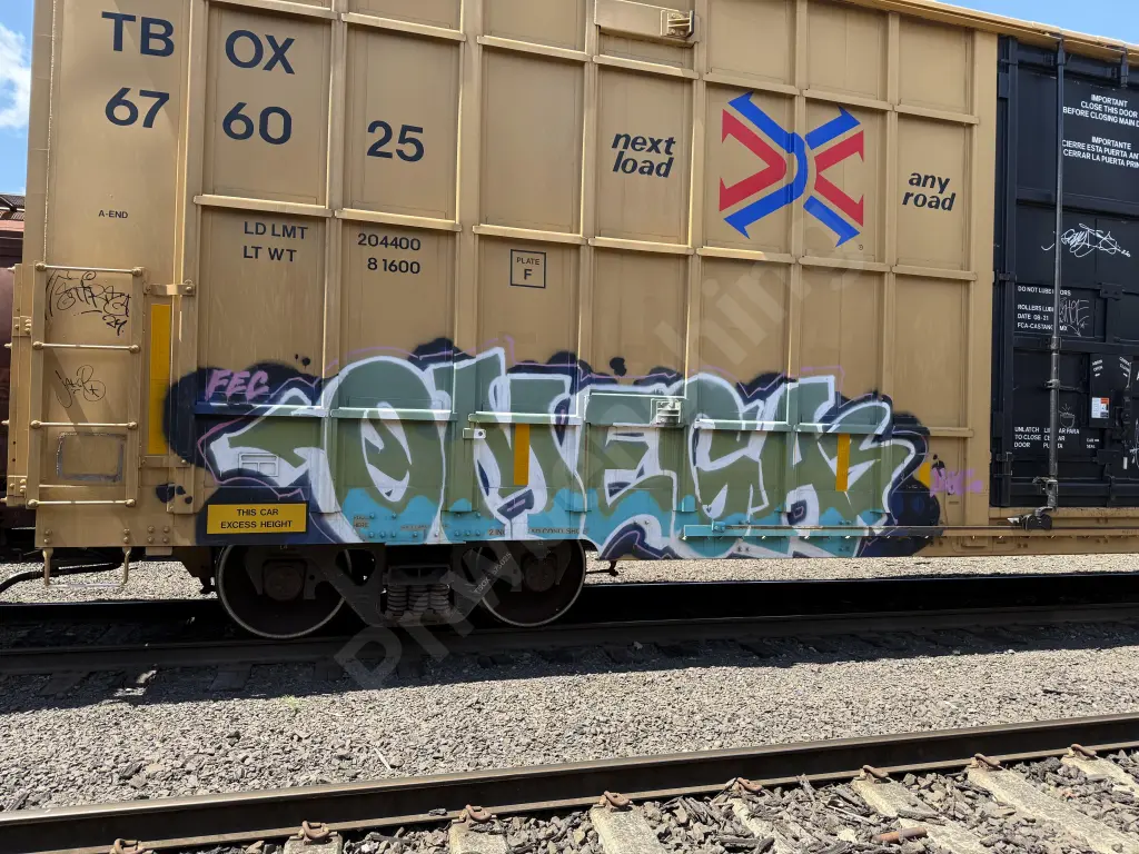 TBOX676025 - NORTH-AMERICA