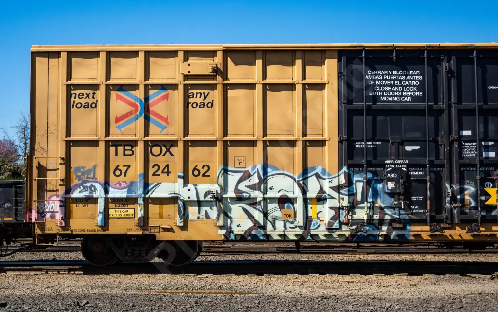 TBOX672462 - NORTH-AMERICA