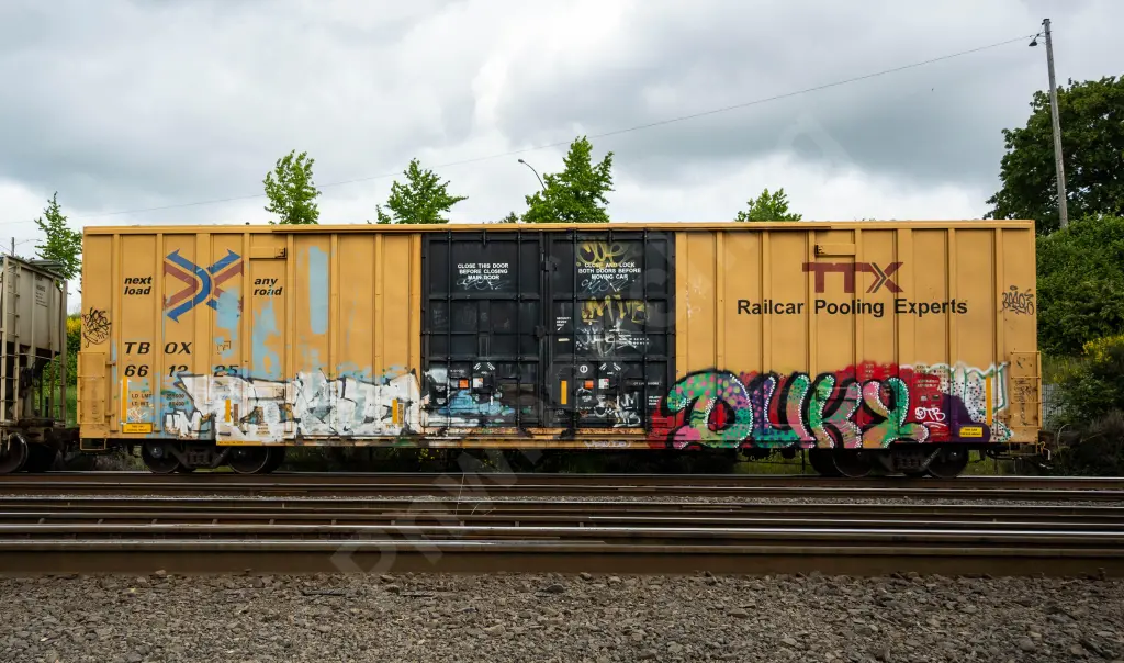 TBOX661225 - NORTH-AMERICA