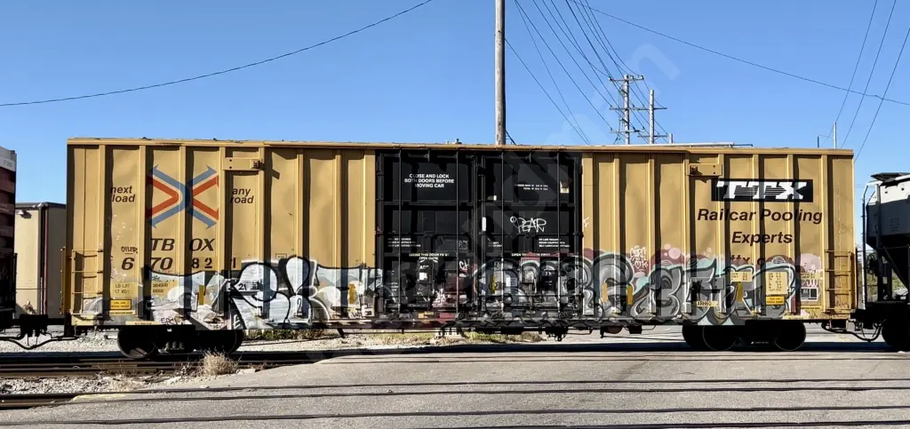 TBOX670821 - NORTH-AMERICA