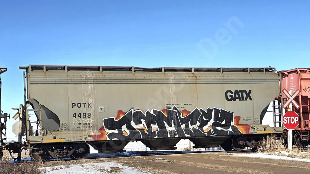 POTX4498 - NORTH-AMERICA