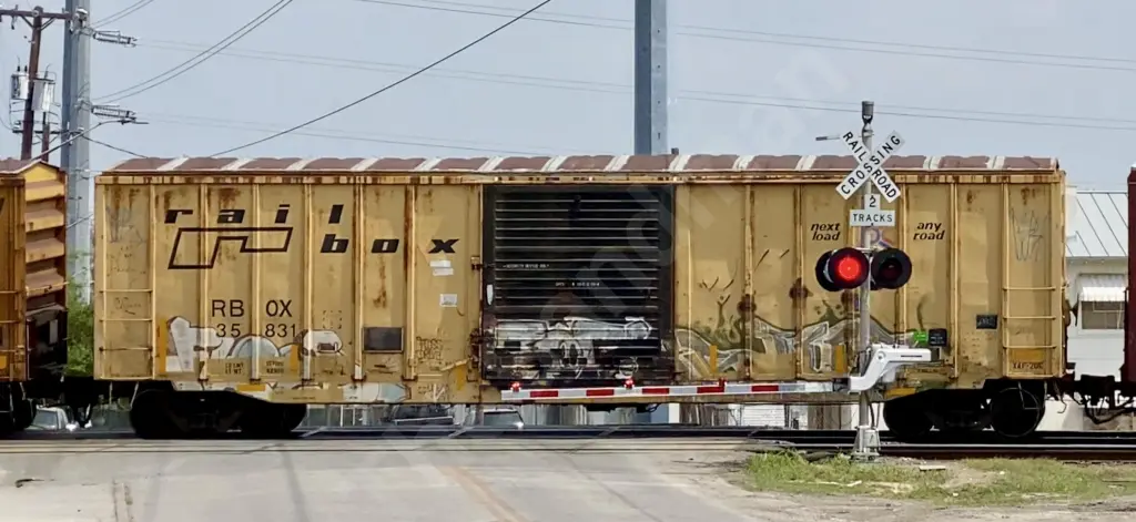 RBOX35831 - NORTH-AMERICA