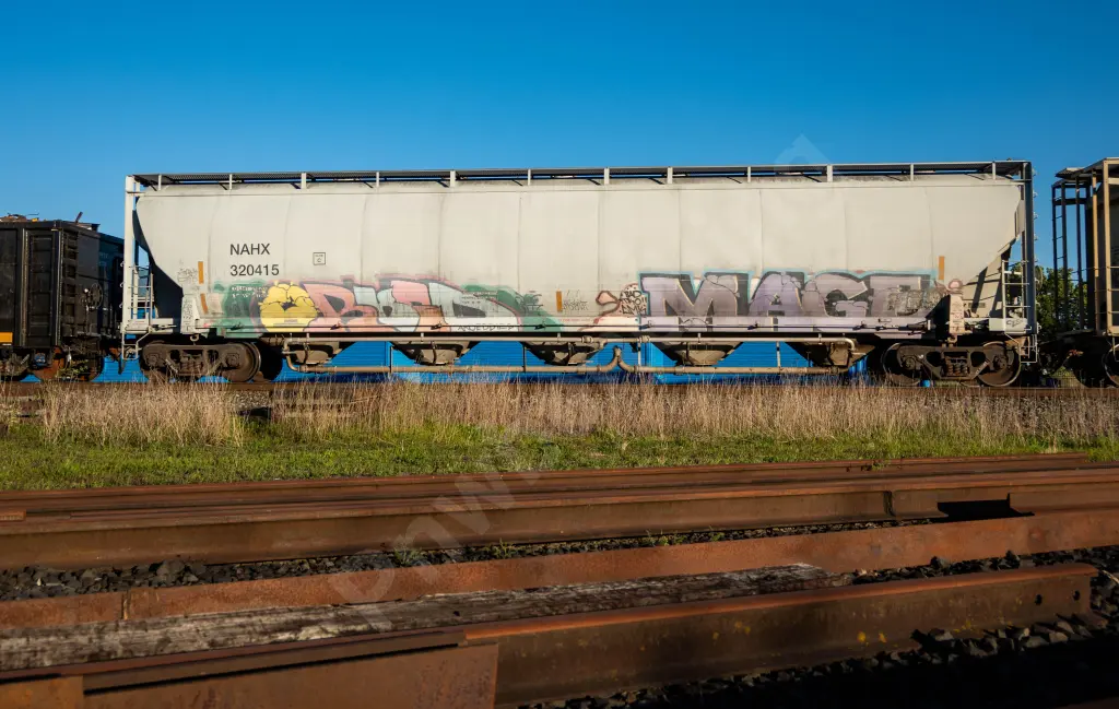 NAHX320415 - NORTH-AMERICA