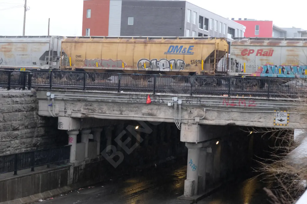 DME51096 - NORTH-AMERICA