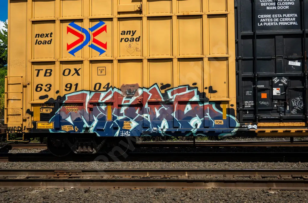 TBOX639104 - NORTH-AMERICA