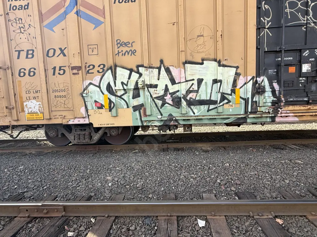 TBOX661523 - NORTH-AMERICA