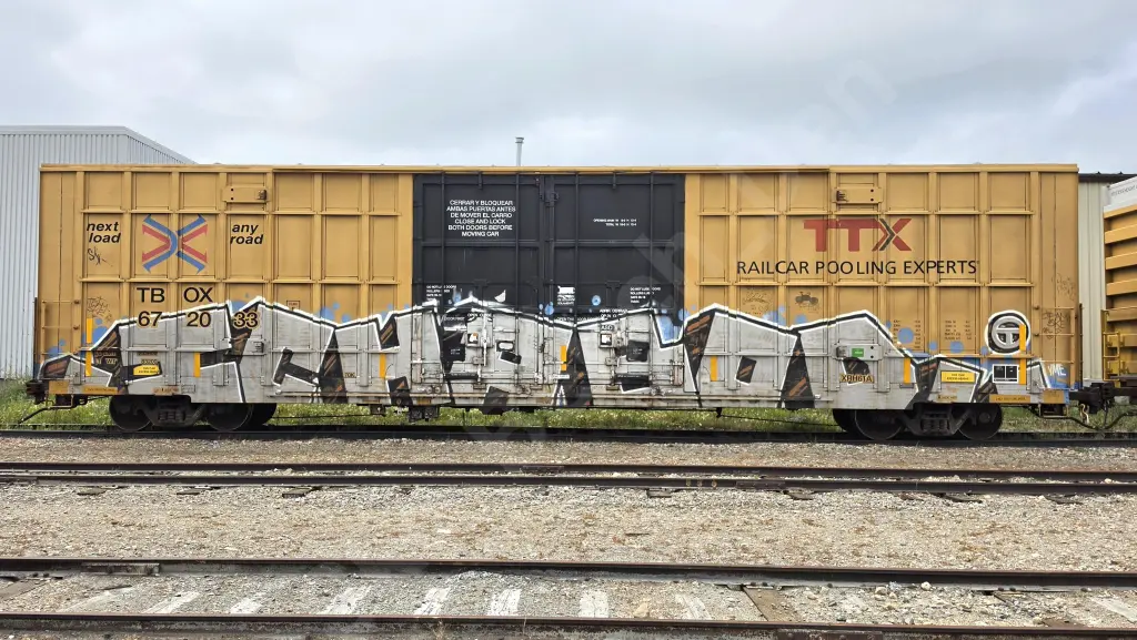 TBOX672033 - NORTH-AMERICA