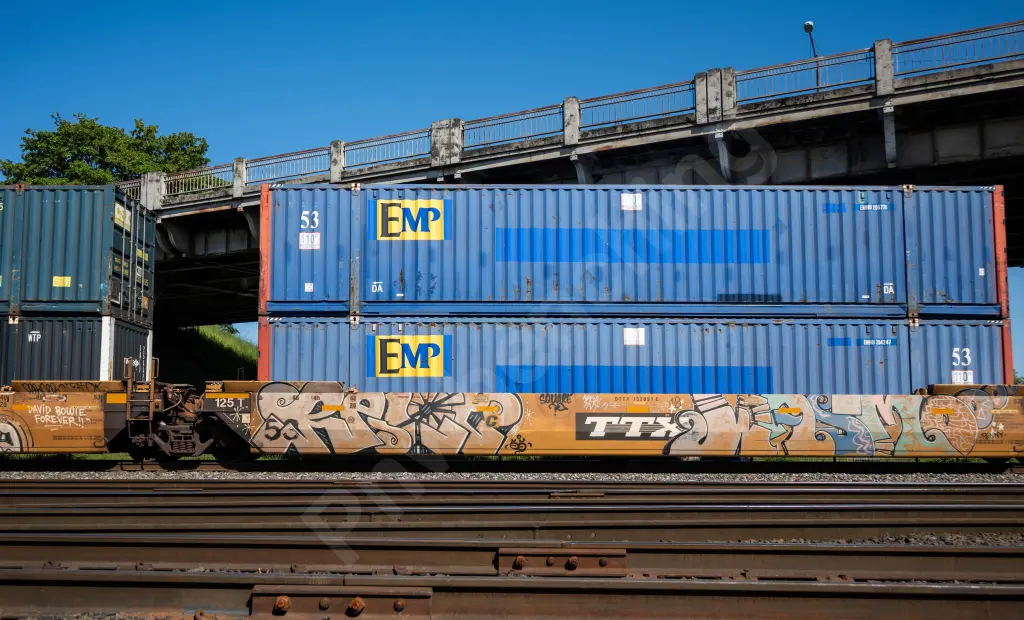 DTTX732997 - NORTH-AMERICA