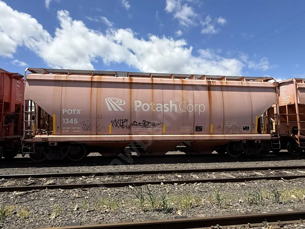 POTX1345 - NORTH-AMERICA