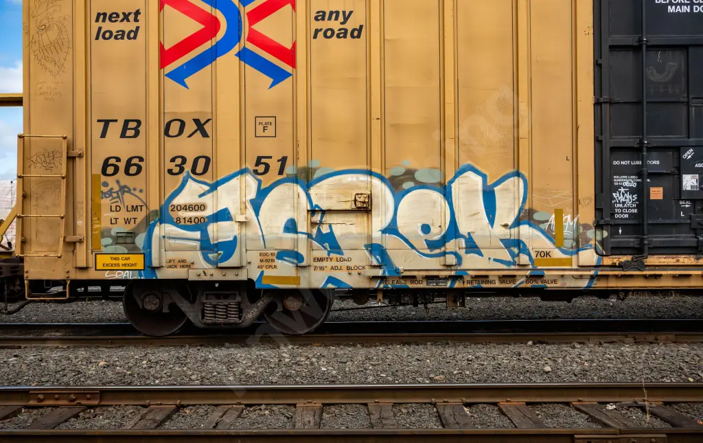 TBOX663051 - NORTH-AMERICA