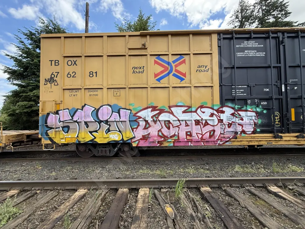 TBOX676281 - NORTH-AMERICA