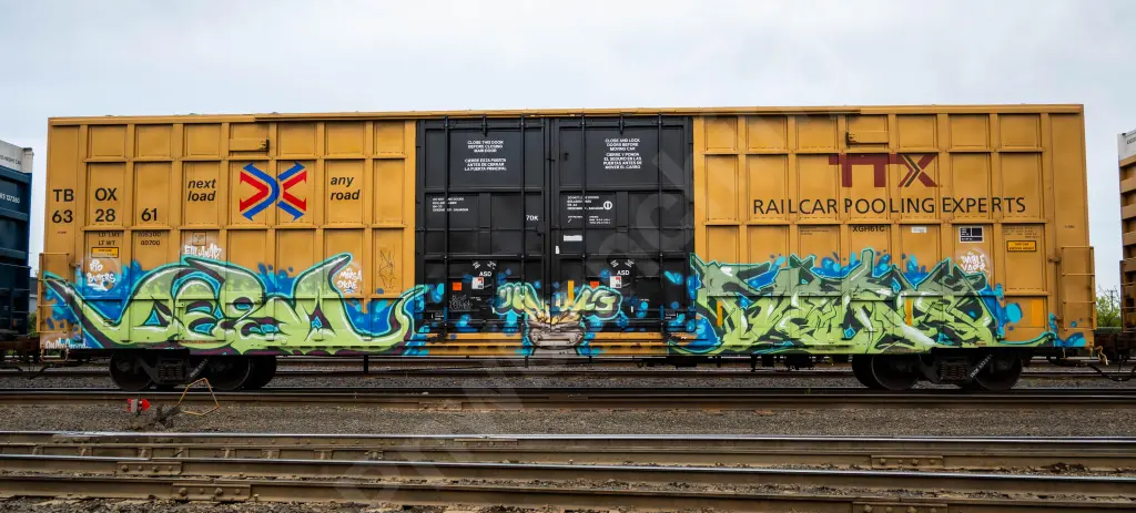 TBOX632861 - NORTH-AMERICA