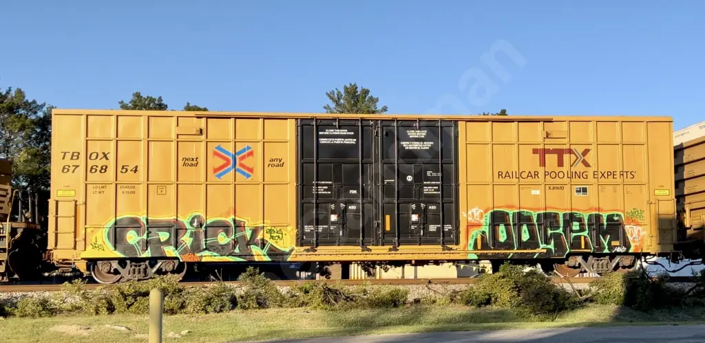 TBOX676854 - NORTH-AMERICA