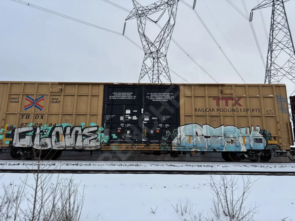 TBOX672884 - NORTH-AMERICA