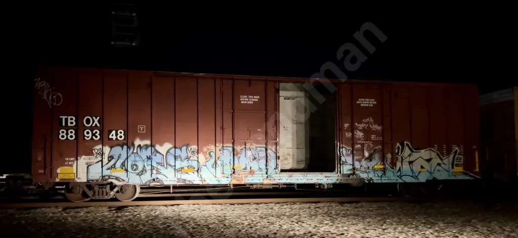 TBOX889348 - NORTH-AMERICA