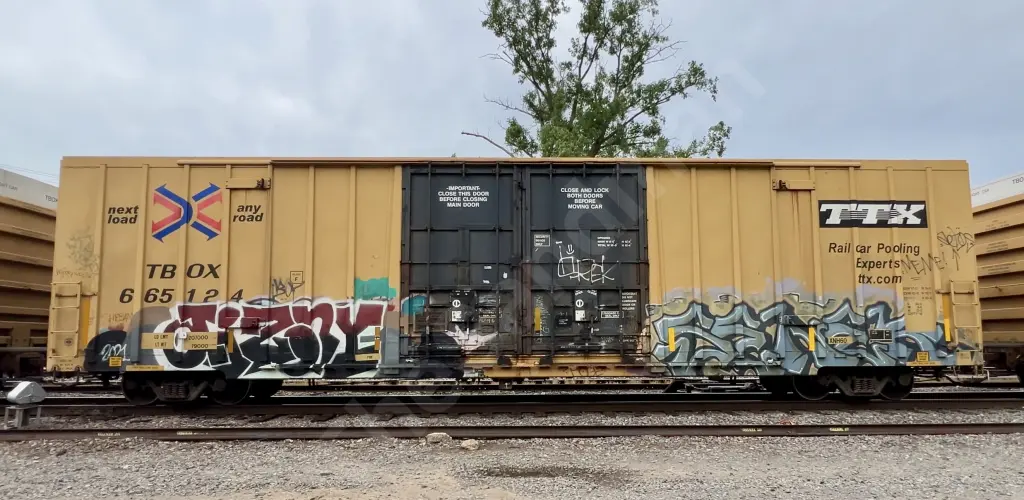 TBOX665124 - NORTH-AMERICA