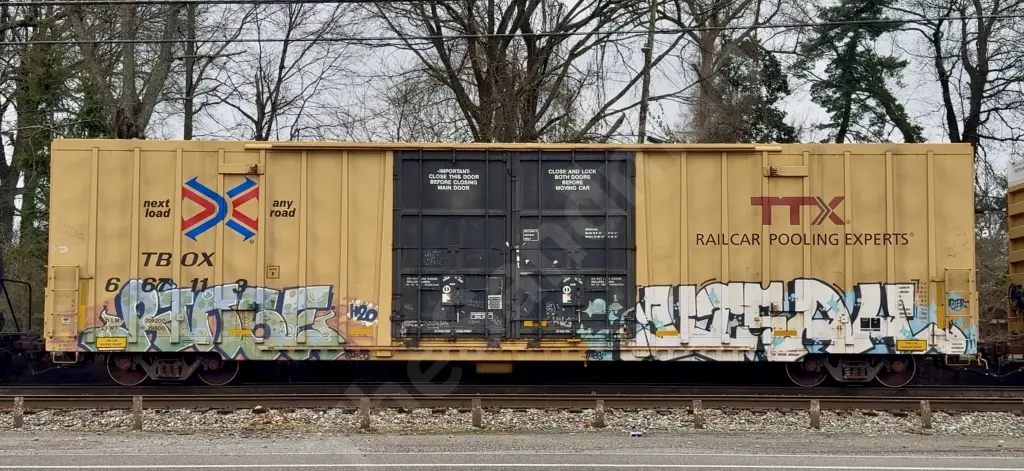 TBOX667113 - NORTH-AMERICA