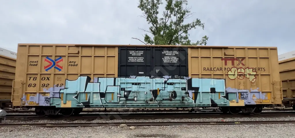TBOX639242 - NORTH-AMERICA