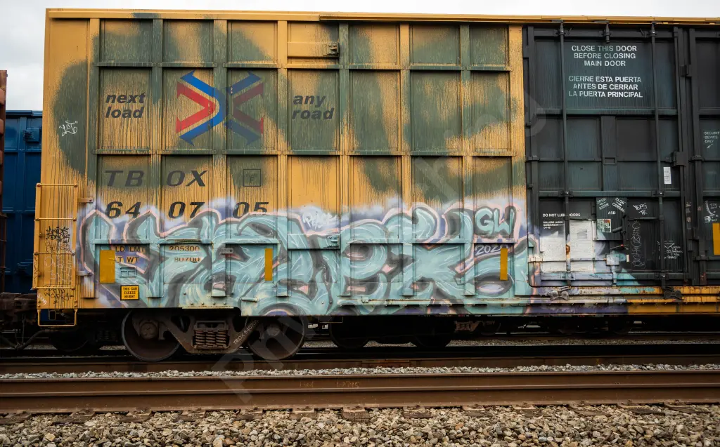 TBOX640705 - NORTH-AMERICA