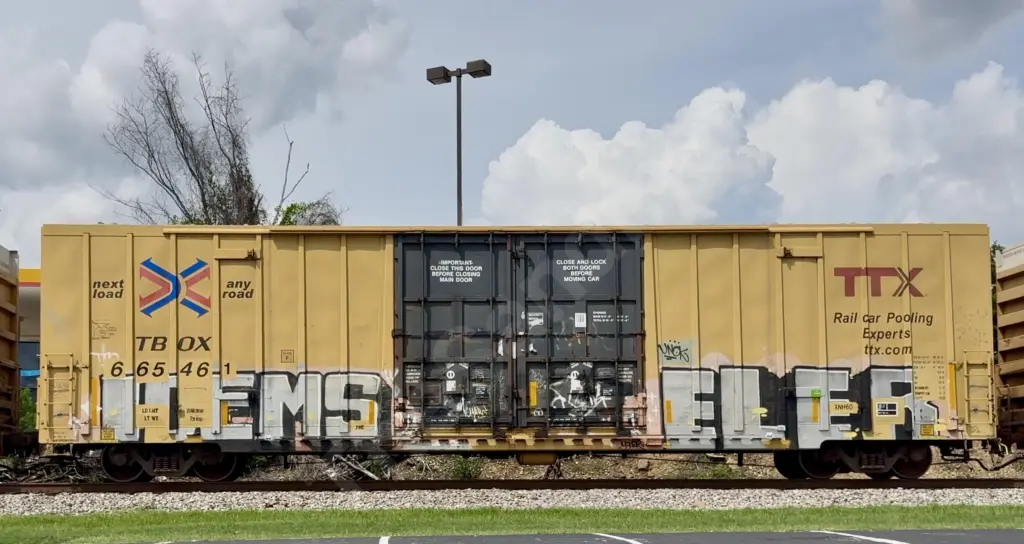 TBOX665461 - NORTH-AMERICA