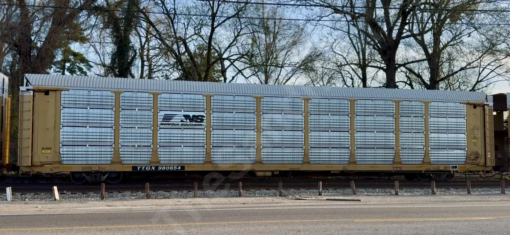 TTGX980654 - NORTH-AMERICA