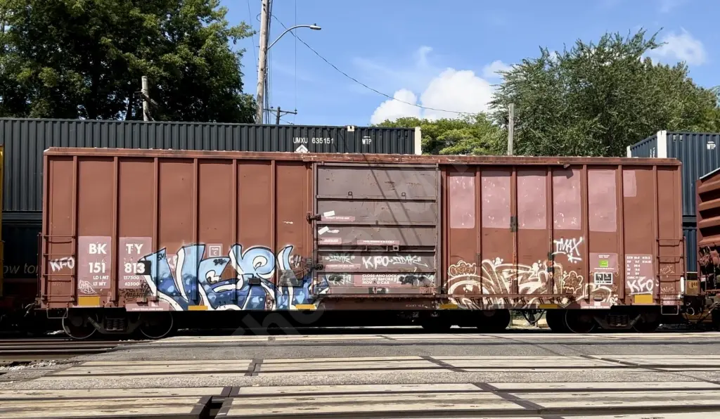 BKTY151813 - NORTH-AMERICA