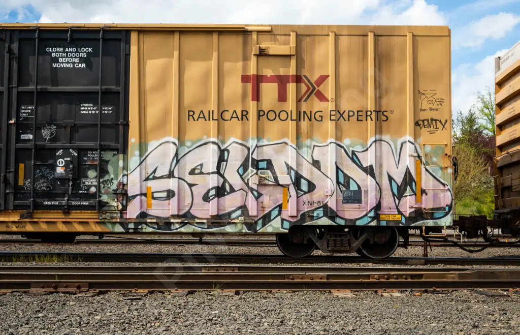 TBOX667017 - NORTH-AMERICA