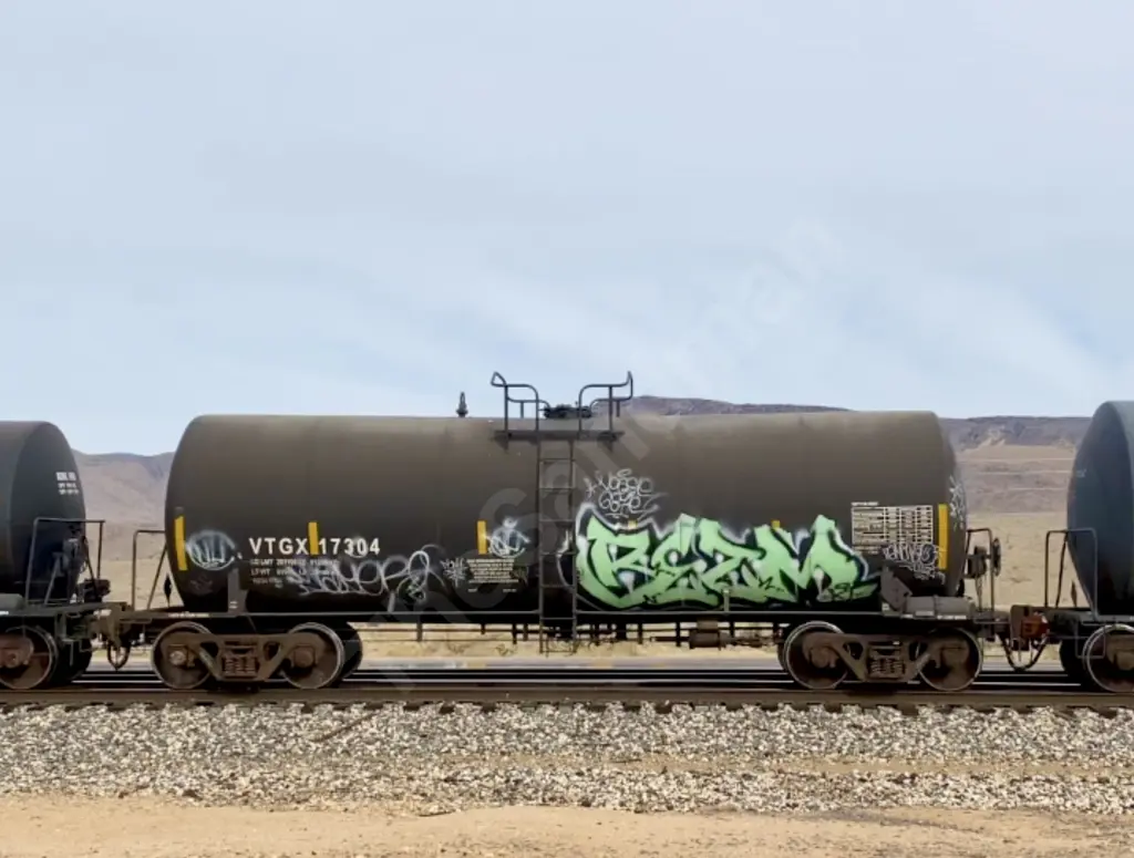 VTGX17304 - NORTH-AMERICA