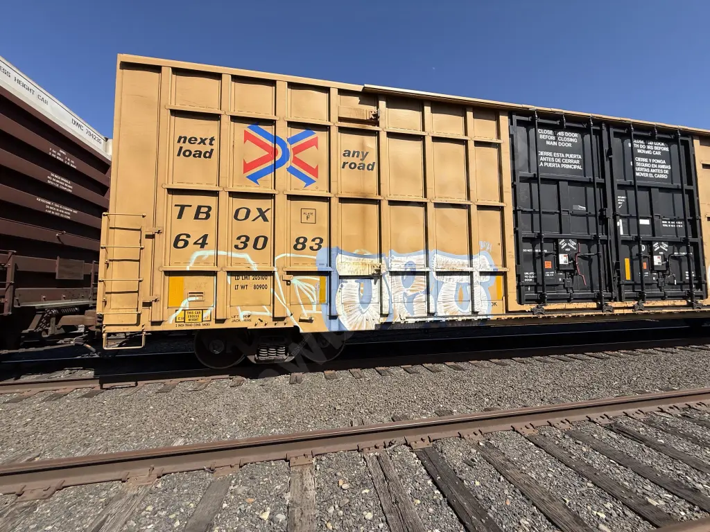TBOX643083 - NORTH-AMERICA