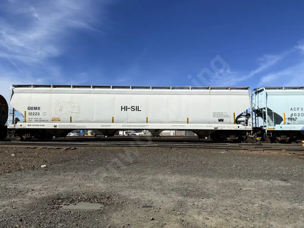 QEMX12223 - NORTH-AMERICA